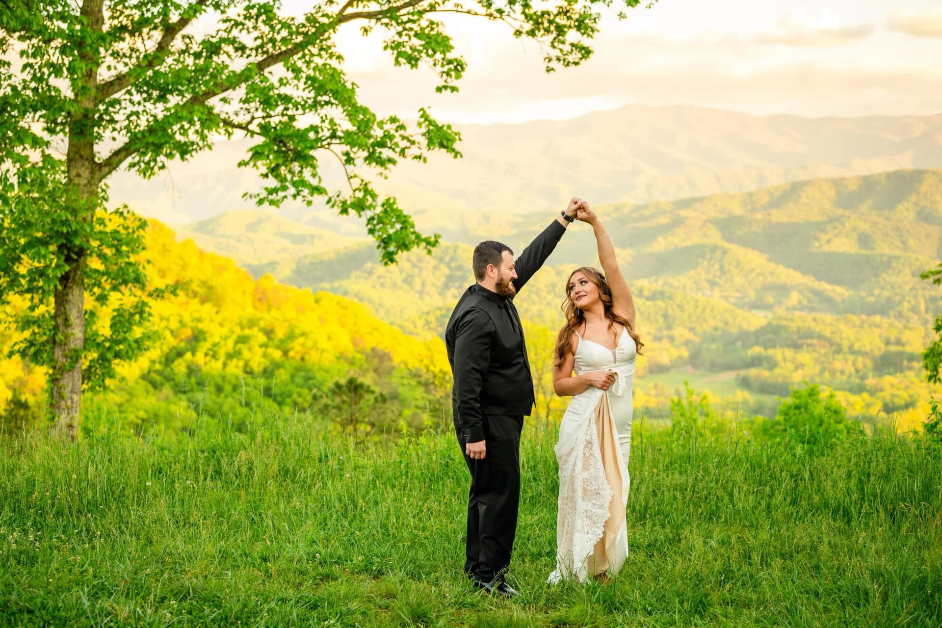 Foothills Parkway elopement photo 17