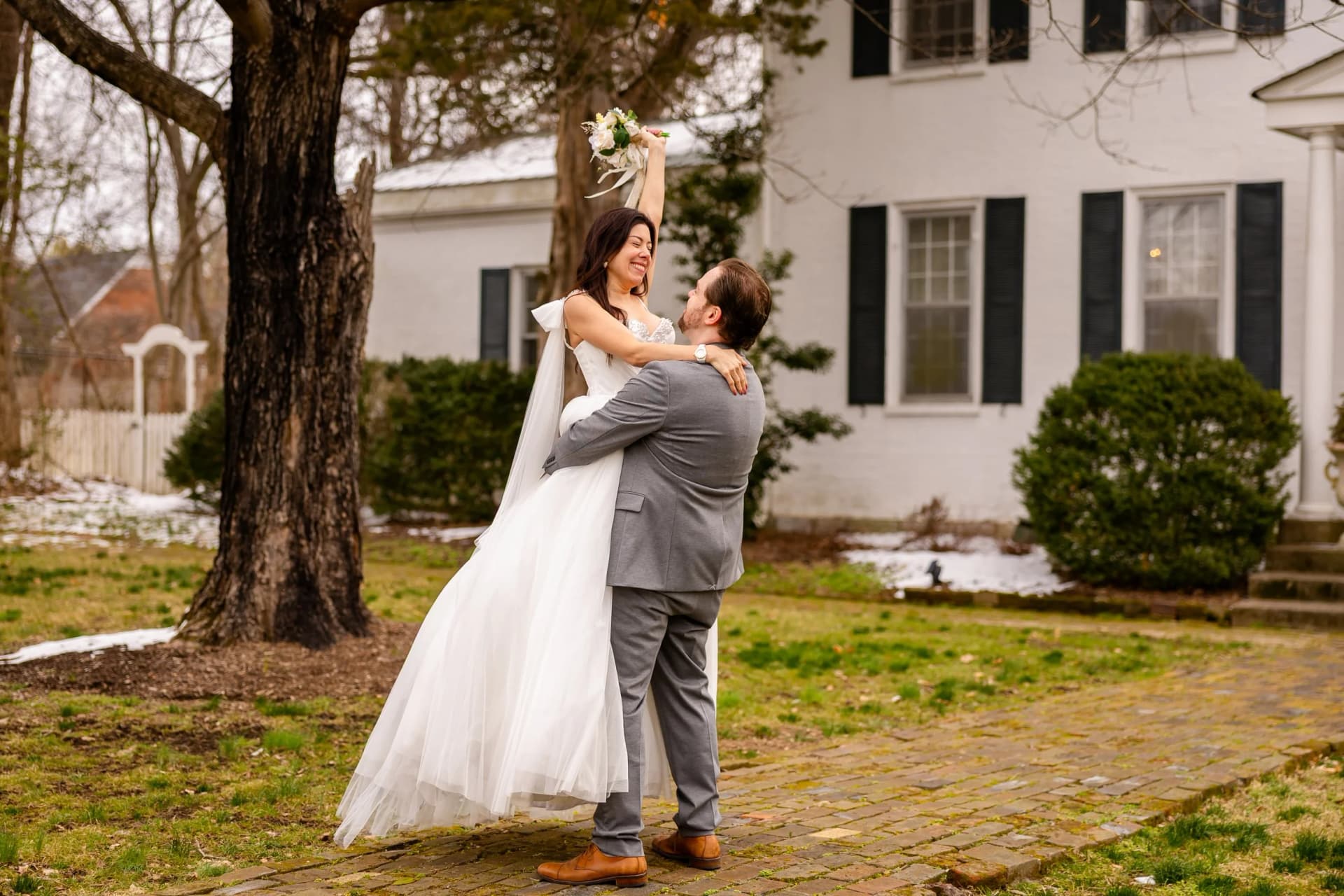 Spring Haven Mansion elopement photo 43