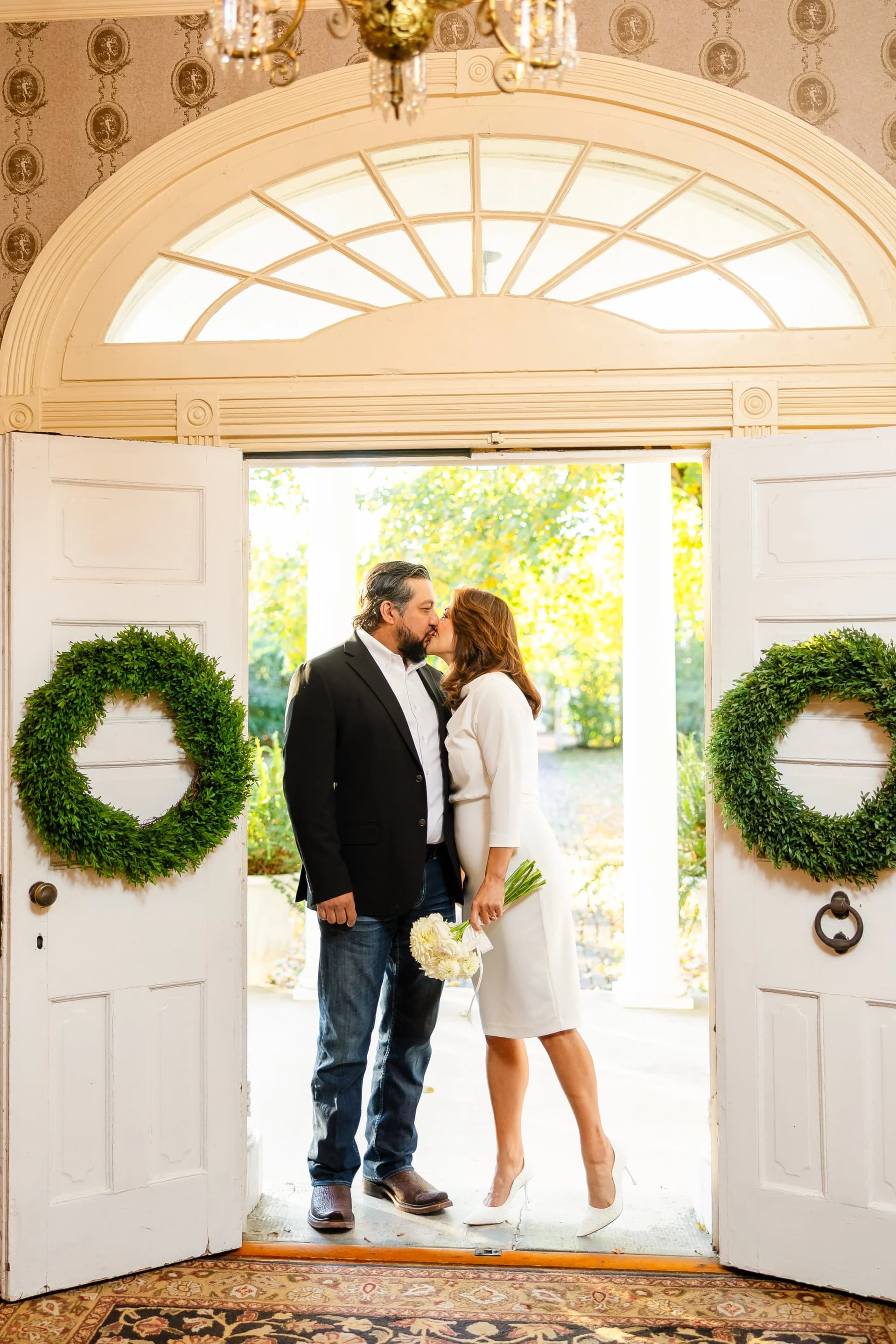 Spring Haven Mansion elopement photo 32