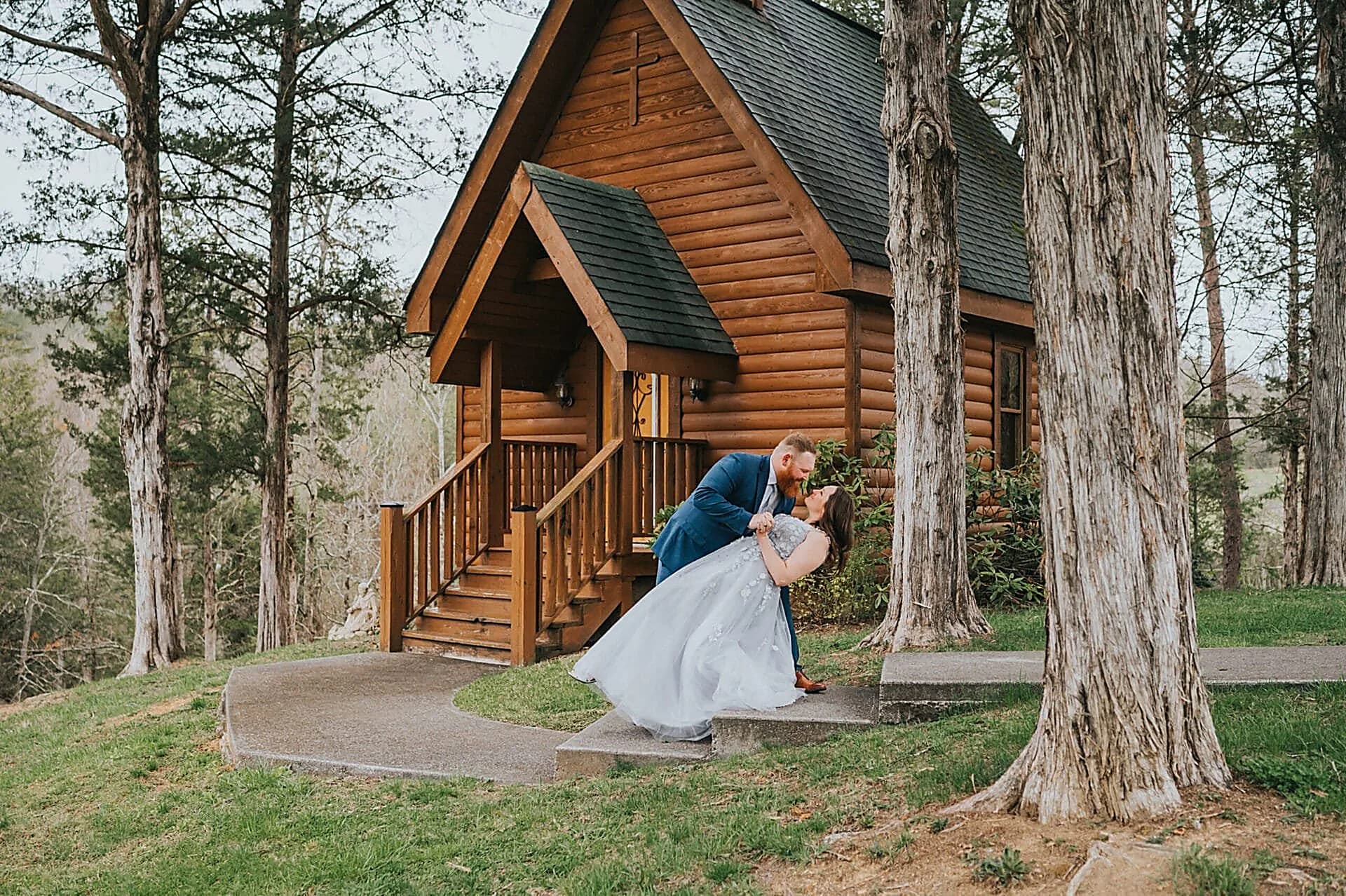 Gatlinburg Wedding Chapel elopement photos