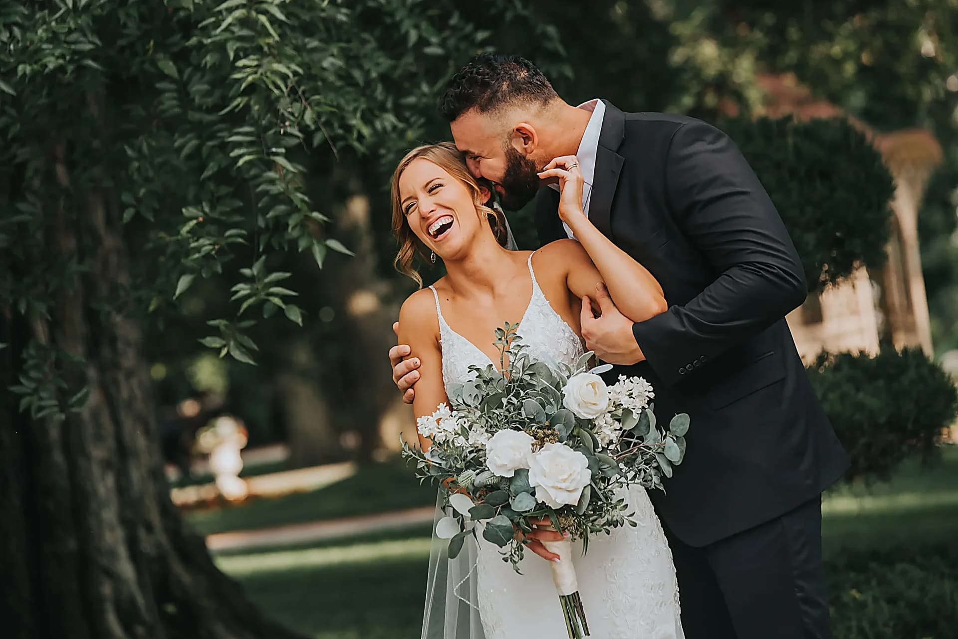 Intimate elopement ceremony — all-inclusive elopement packages by Elopements Inc.