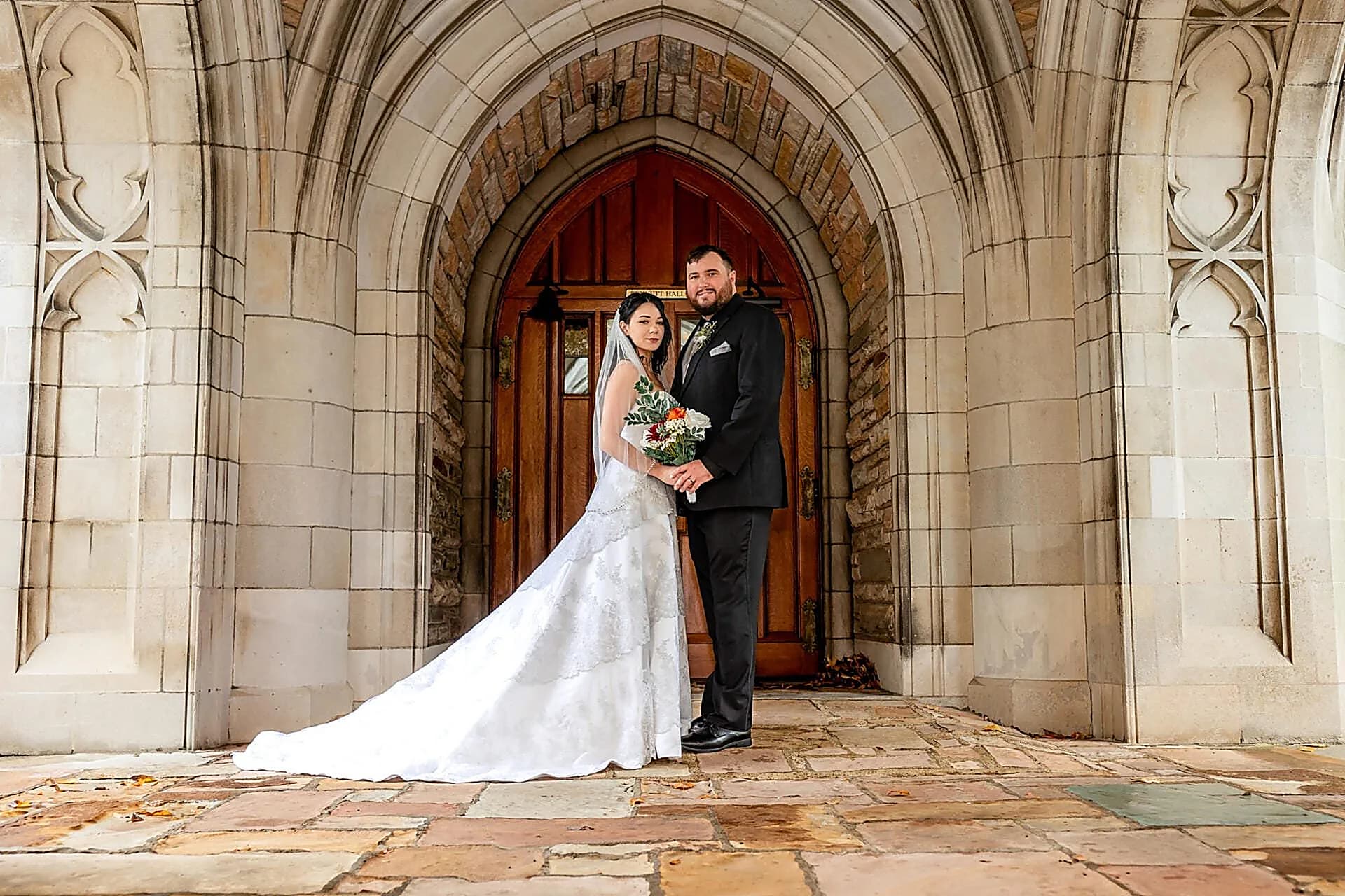 Nashville Wedding Chapel elopement photos