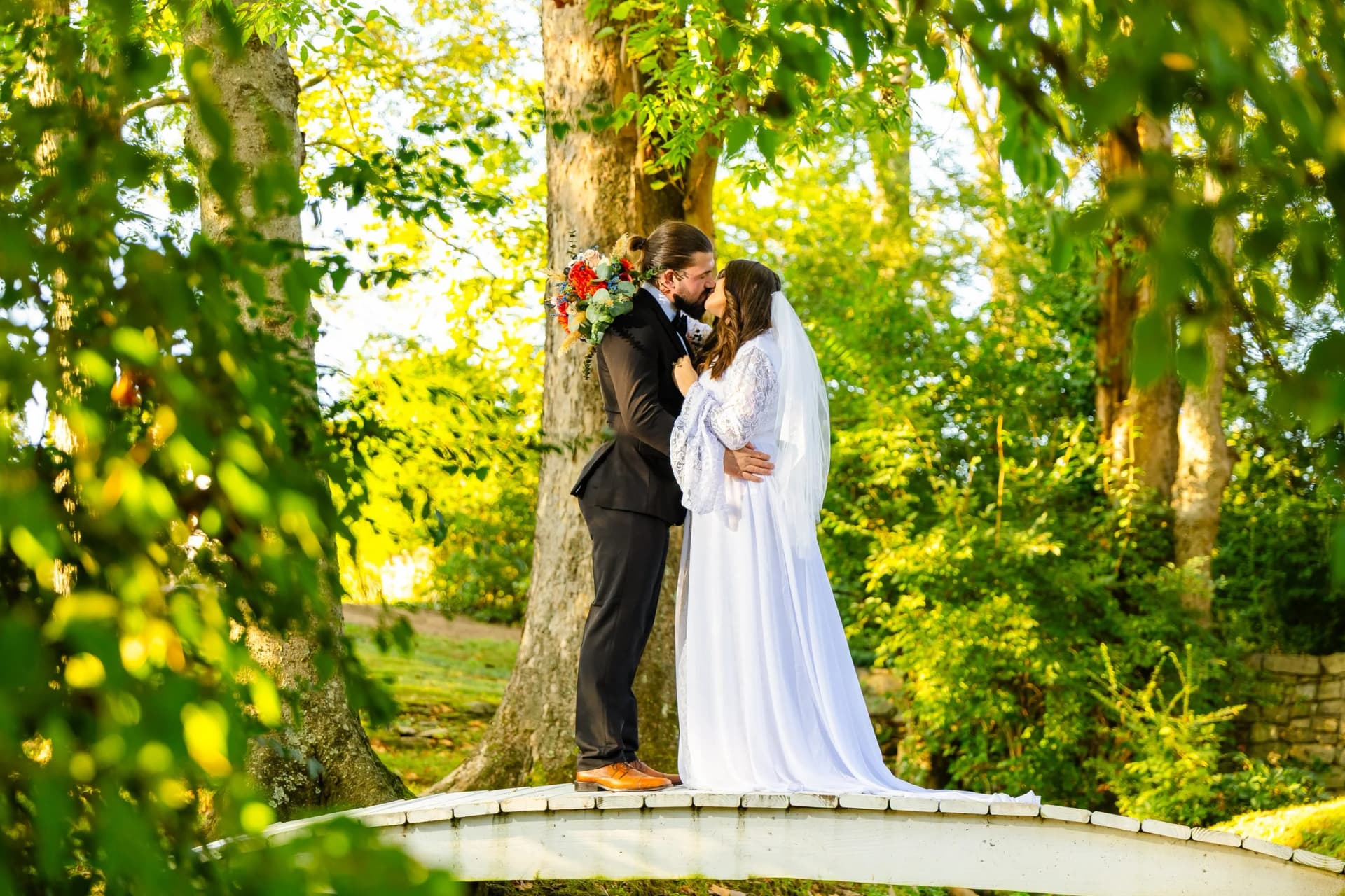 Spring Haven Mansion elopement photo 38